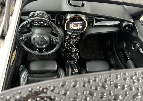 MINI ONE cena 42500 przebieg: 137000, rok produkcji 2016 z Wrocław małe 277